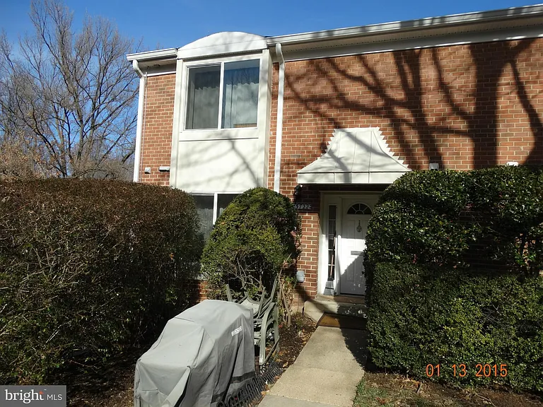 3722 Persimmon Cir — Photo 1