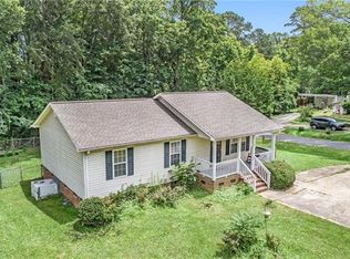 202 W Texas Ave, Bessemer City, NC 28016