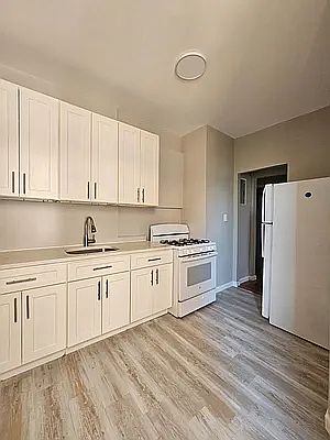 1st image of 25-28 42nd St #2A