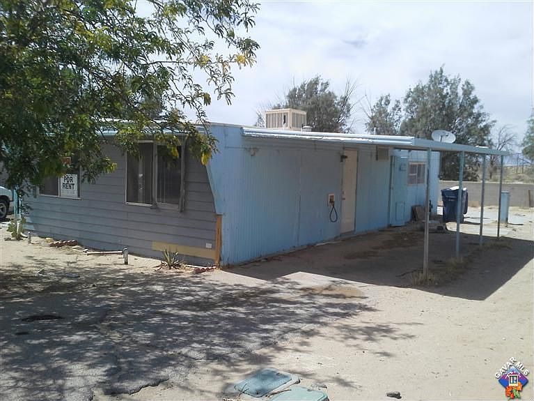 1st image of 207 Desert Breeze Dr