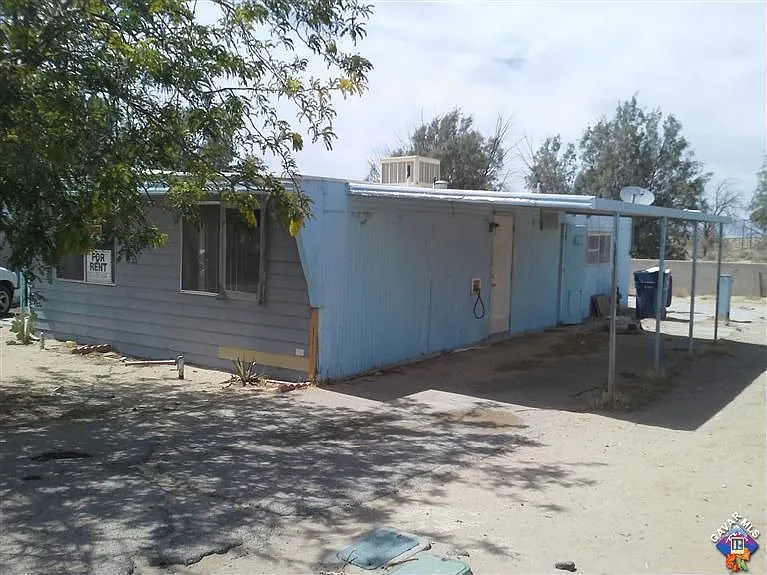 207 Desert Breeze Dr photo 1