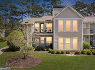 3200 Lake Pointe Cir, Roswell, GA