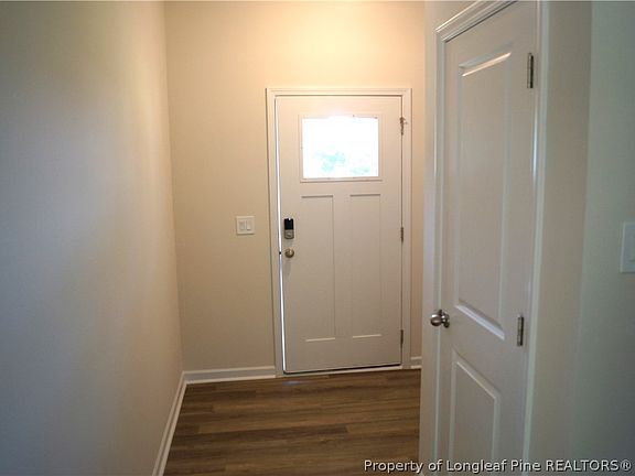 3rd image of 465 Longstreet Rd