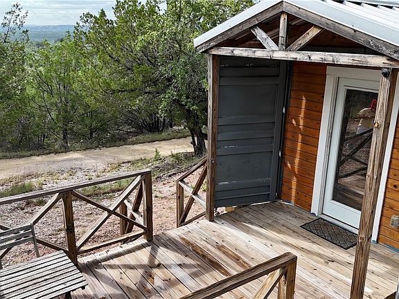 3rd image of 28612 Paradise Manor Dr