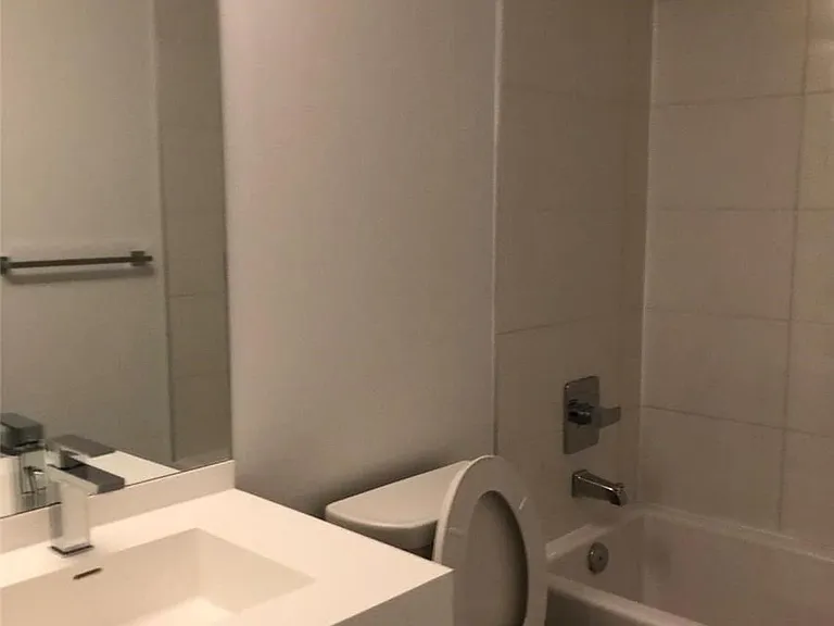 251 Jarvis St #4103 — Photo 4