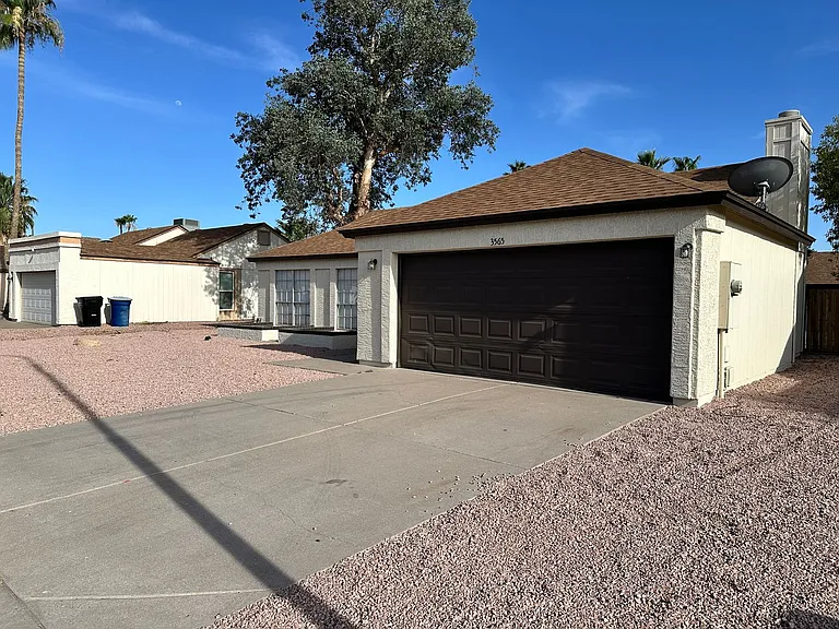 3565 W Butler St — Photo 2