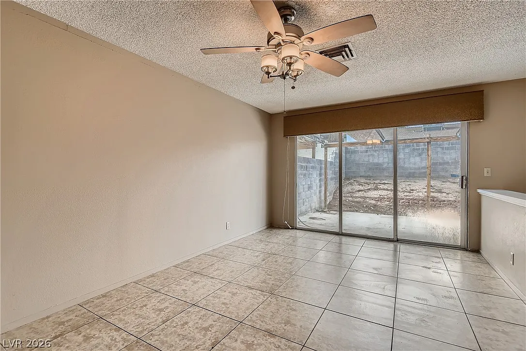 4 bed, 2.0 bath, 1519 sqft, $1,655 — Photo 3