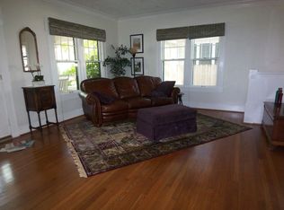 125 15th Ave NE, Saint Petersburg, FL 33704