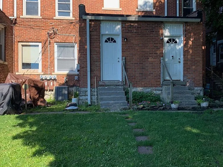 2154 N 4th St — Photo 2