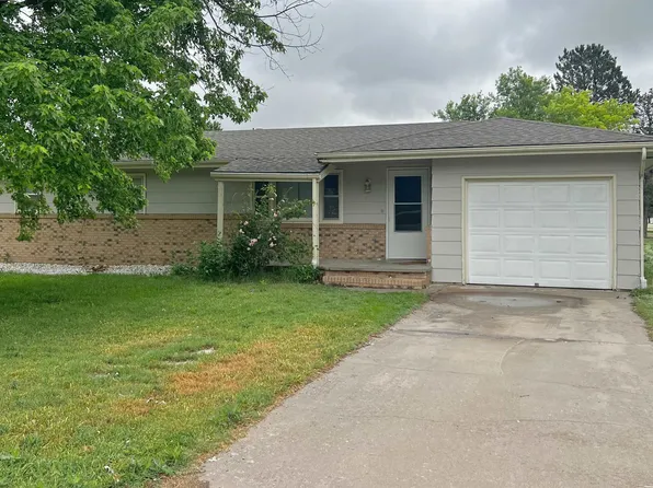 1003 N Ash St, Russell, KS 67665