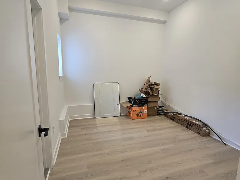 1628 Ridge Ave #A — Photo 6