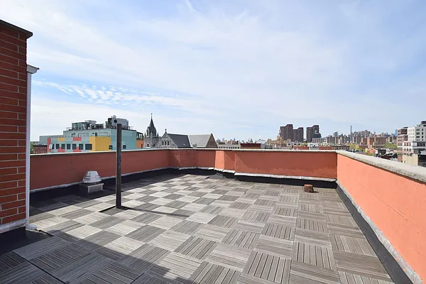 Rented by Uptown Flats LLC | media 19