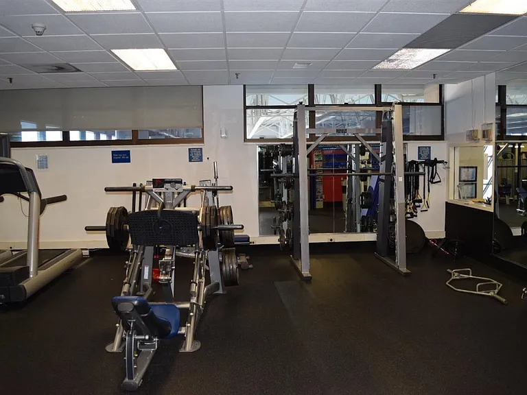 7002 Boulevard East #6C — Photo 7