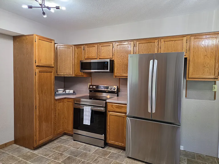 7430 Reeds Ln — Photo 12