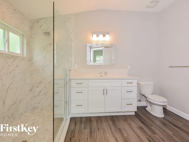 1175 Adams St — Photo 11