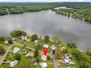 22 Keeney Dr, Bolton, CT 06043