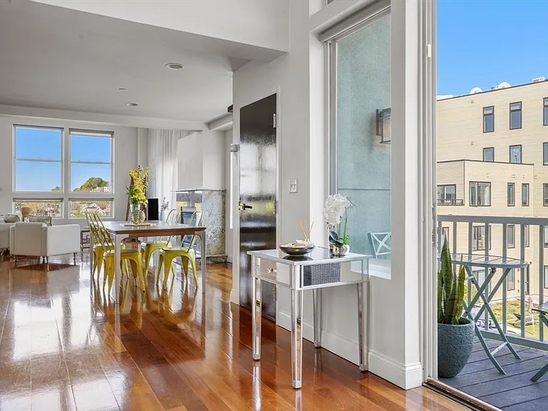 10 Ocean Ave #414 — Photo 3