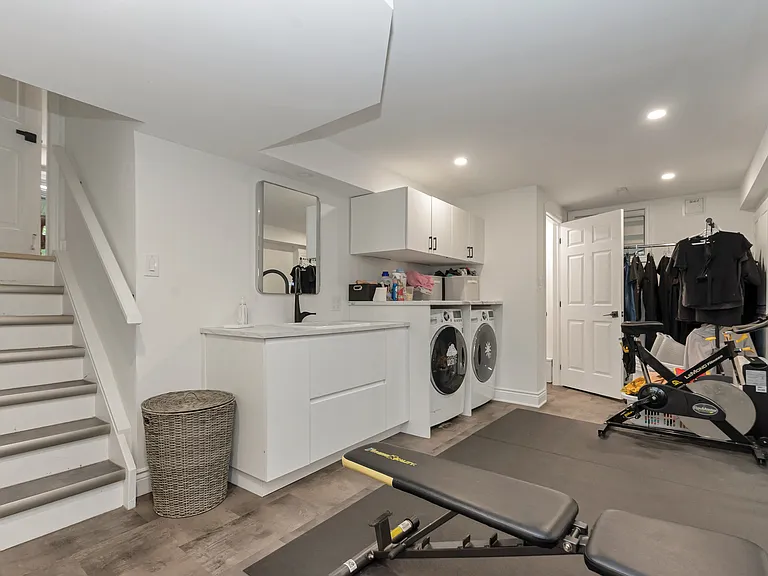 145 Shirley Ave — Photo 27