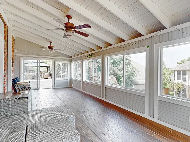 3200 Hilltop Ct — Photo 33