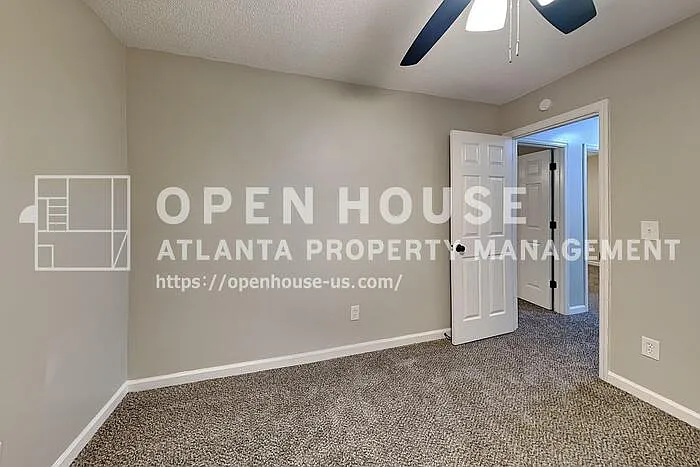 4241 Glenforest Way NE — Photo 15