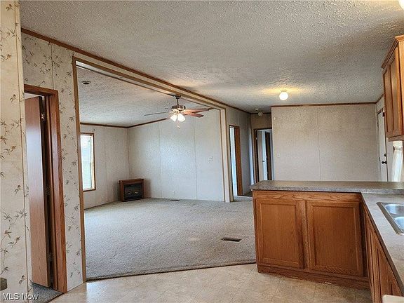 3rd image of 64270 Lydick Rd