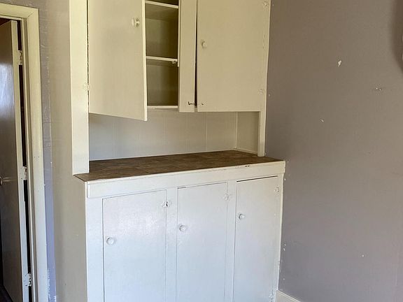 5th image of 1531 N Dickens St #B