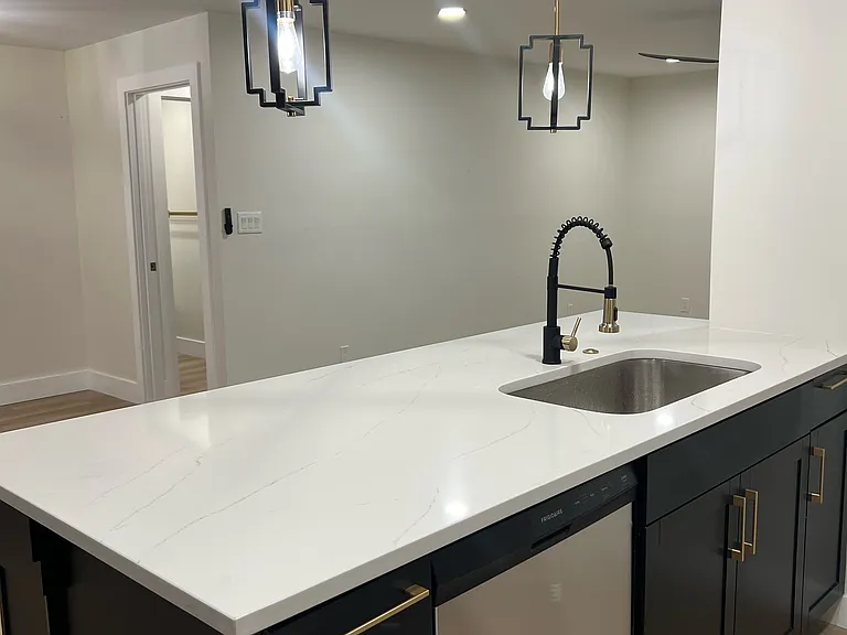 8-698 Bartons Landing Pl — Photo 3