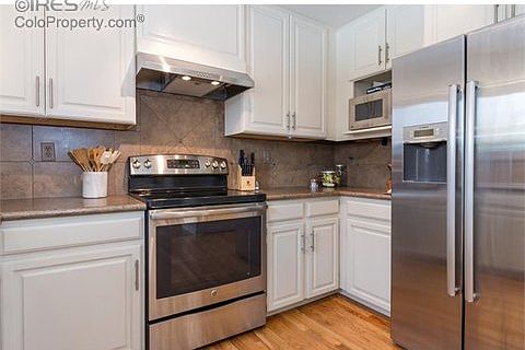 5th image of 453 Centennial Dr