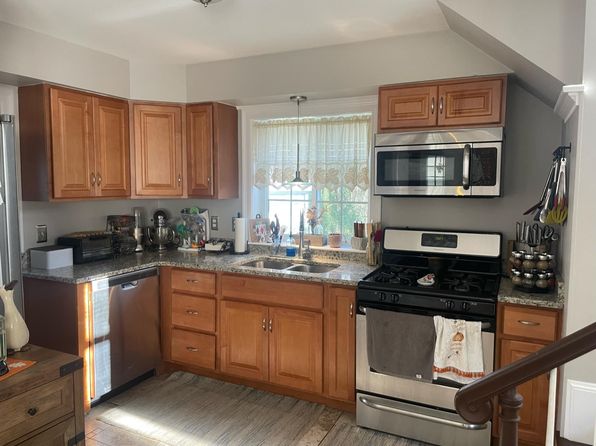 118 Alpha St, Dartmouth, MA 02747