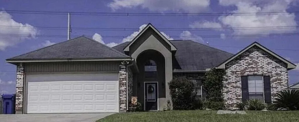 11247 Westwood Ave, Denham Springs LA - Owner Finance Home