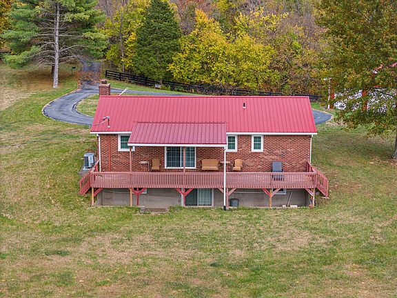 5th image of 205 Platt Dr