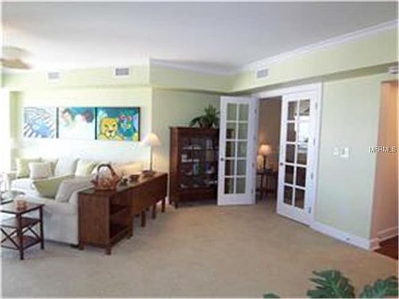 5th image of 300 Beach Dr NE APT 2701