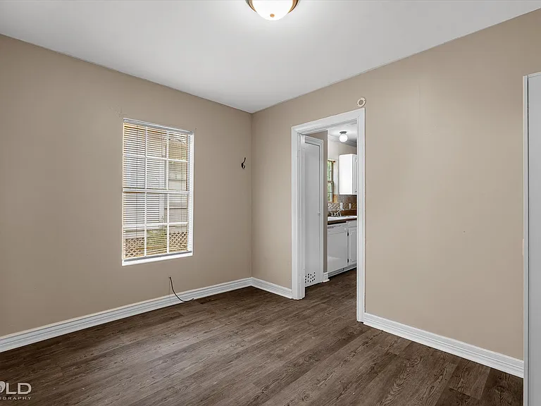 2623 Dillard St — Photo 10