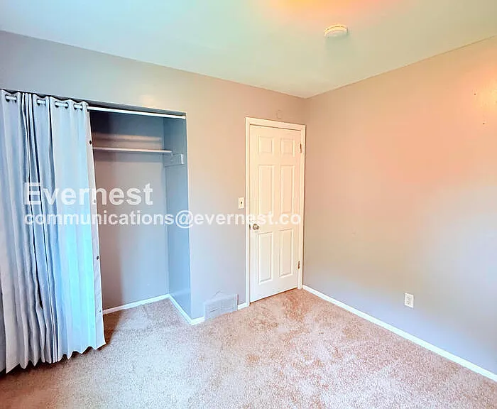 12121 Montrose St — Photo 10