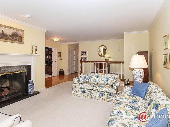 4th image of 5 Oak Brook Club Dr APT S108