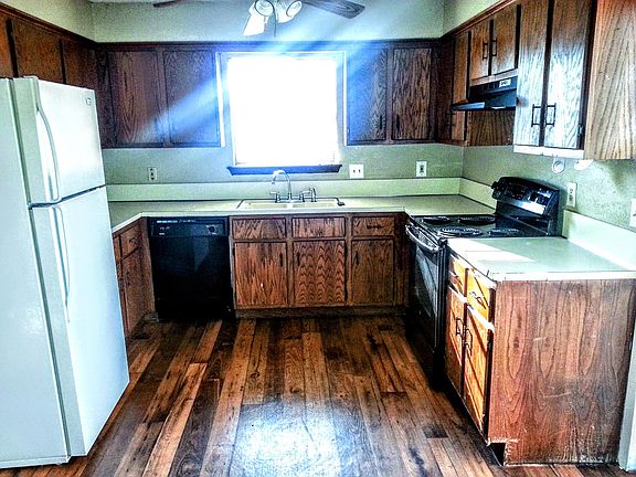 4th image of 818 San Benito Dr #818
