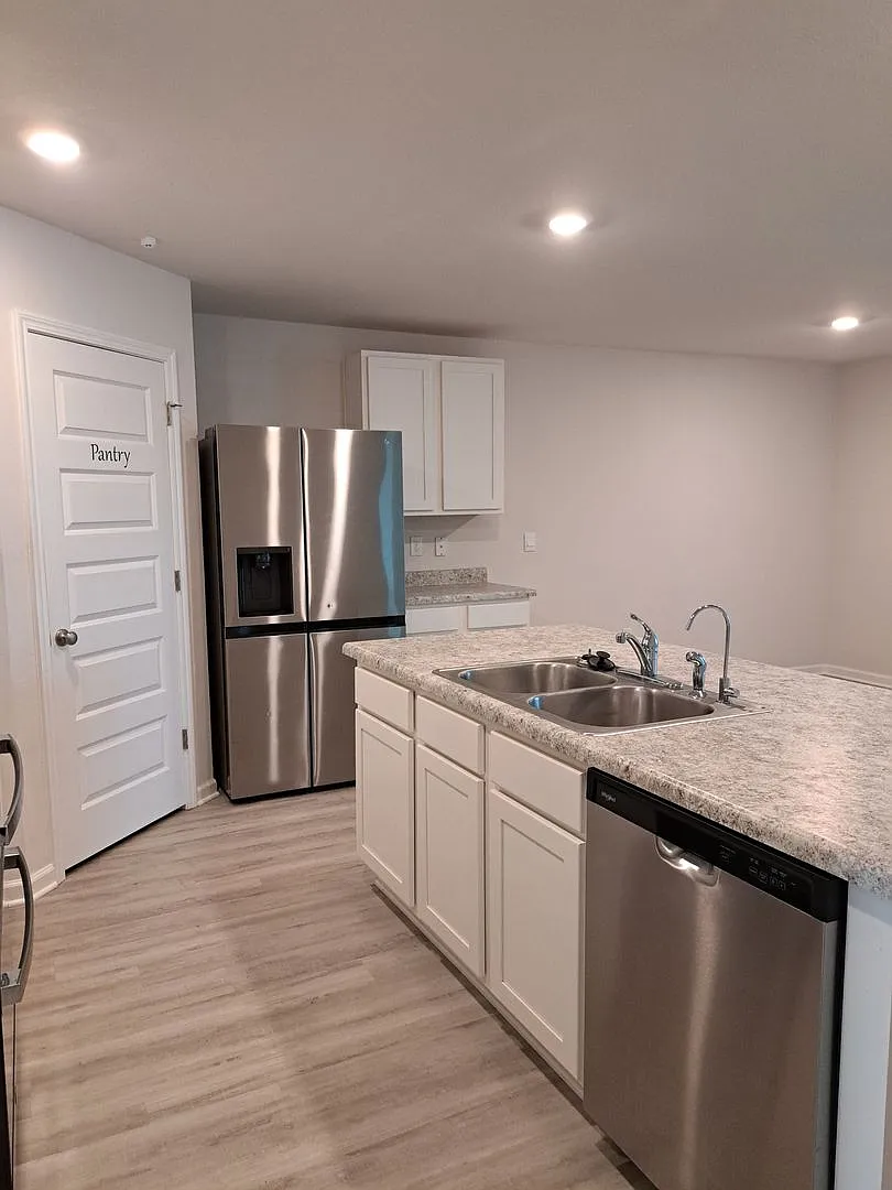 6541 Slabinski Lane — Photo 3