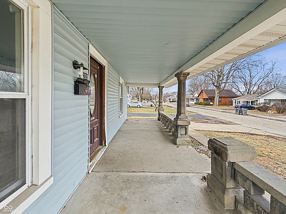4th image of 205 W Southern Ave