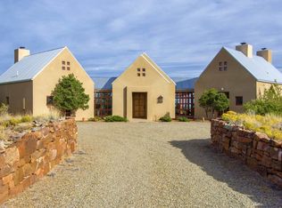 43 Rock Pile Rd, Santa Fe, NM 87508