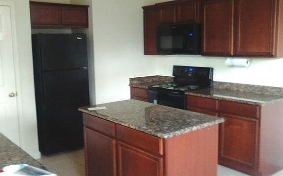 2nd image of 102 Eider Dr