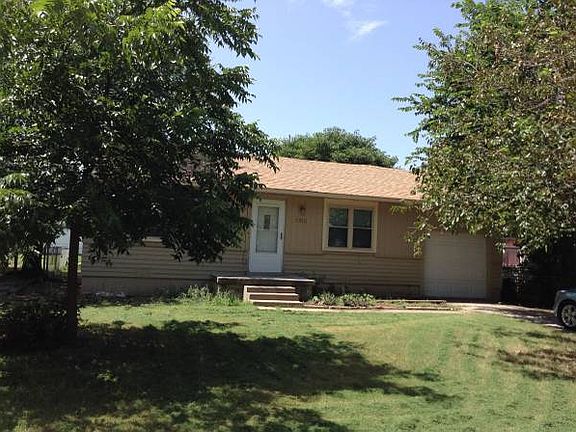 2nd image of 2512 SW Latham Ave