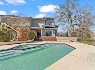 207 Free Rein Unit 1, Horseshoe Bay, TX 78657