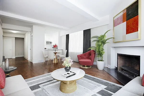 Rented by Central Park South Associates | media 16
