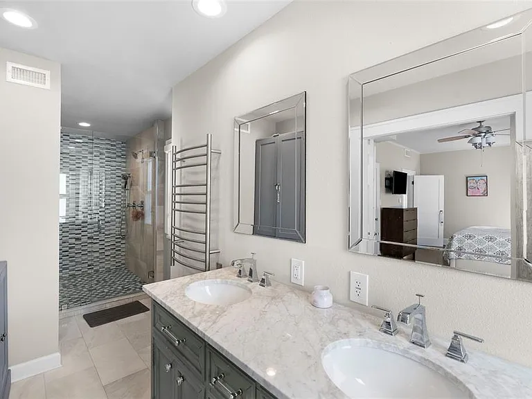 2943 W Bayshore Ct — Photo 33