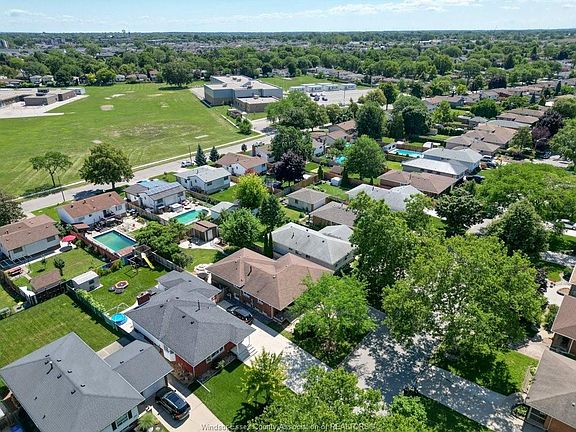 4th image of 2954 Rushton Dr