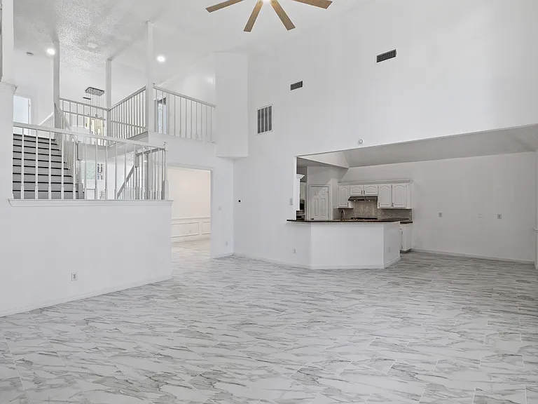 305 W Mill Valley Dr — Photo 15