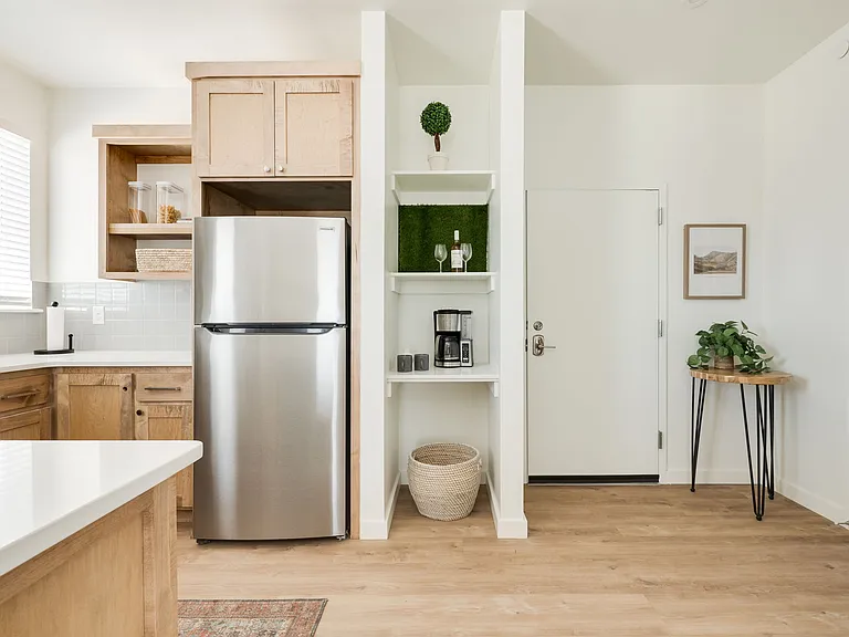 B12 Apartments — Photo 14