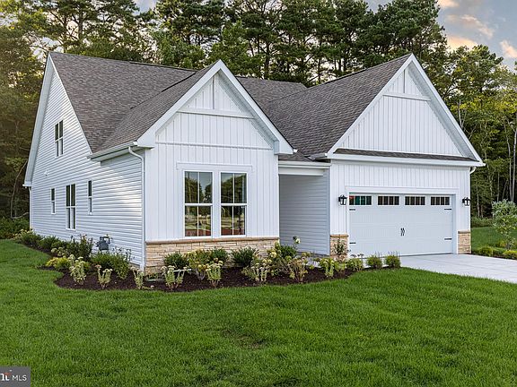 2nd image of 23055 Golden Oak Dr
