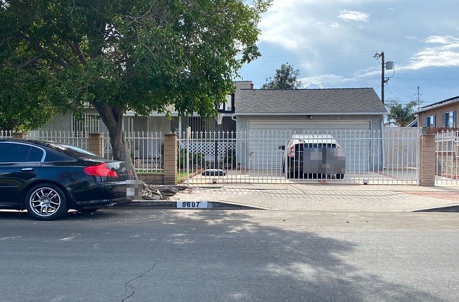 1st image of 8607 Hazeltine Ave