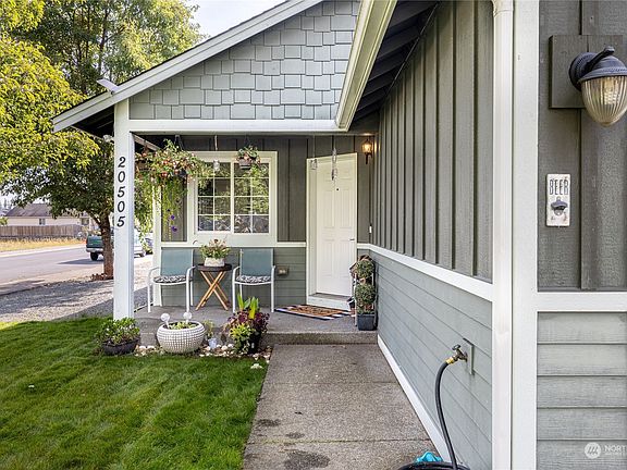 3rd image of 20505 5th Avenue Ct E